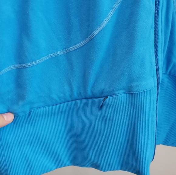 Lululemon Reversible Jacket - Picture 4 of 11